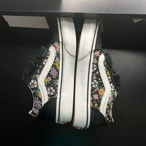 Double strap floral print kids vans